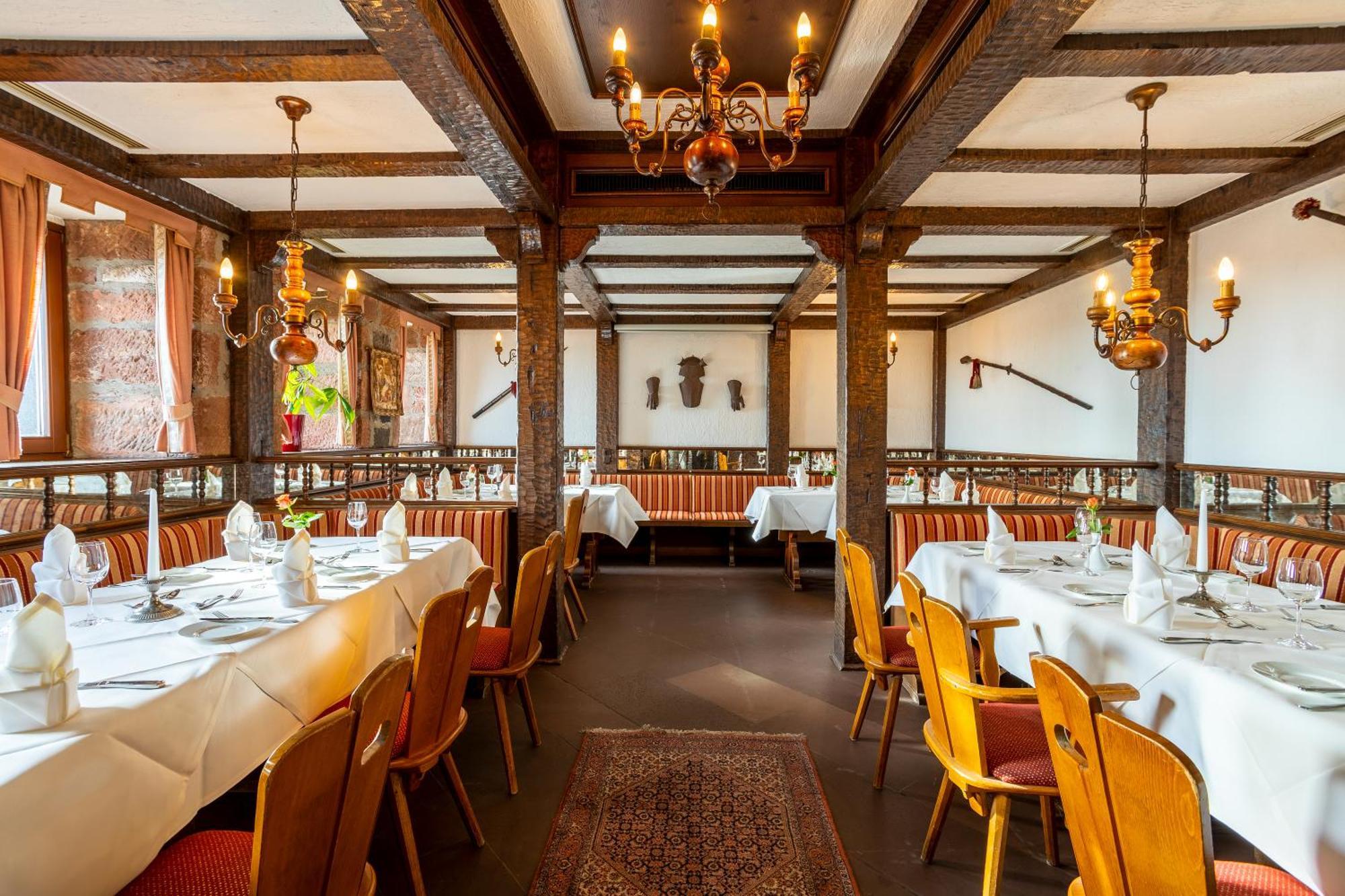 Burghotel Staufenberg Extérieur photo