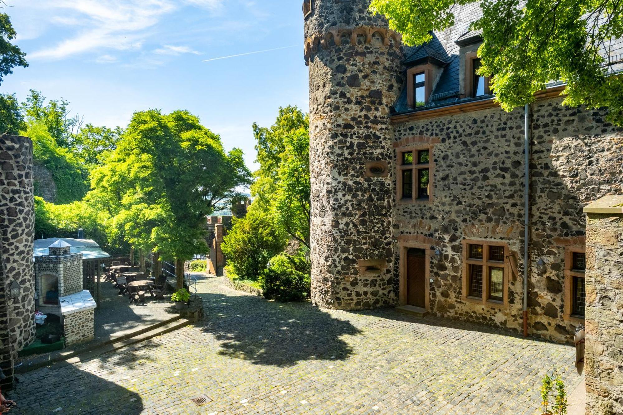 Burghotel Staufenberg Extérieur photo