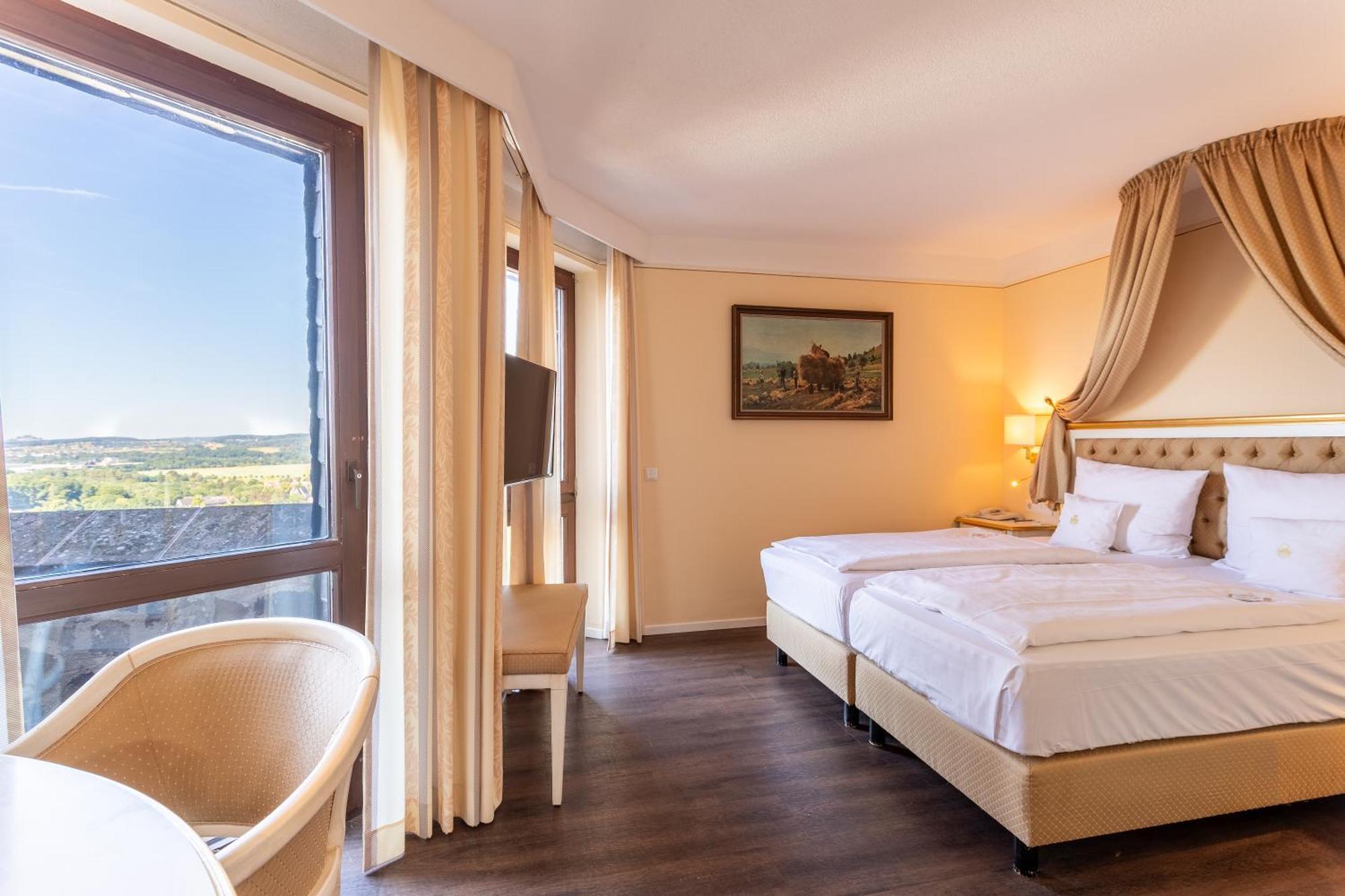 Burghotel Staufenberg Extérieur photo