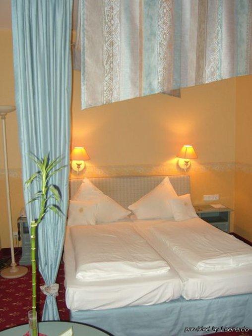 Burghotel Staufenberg Chambre photo