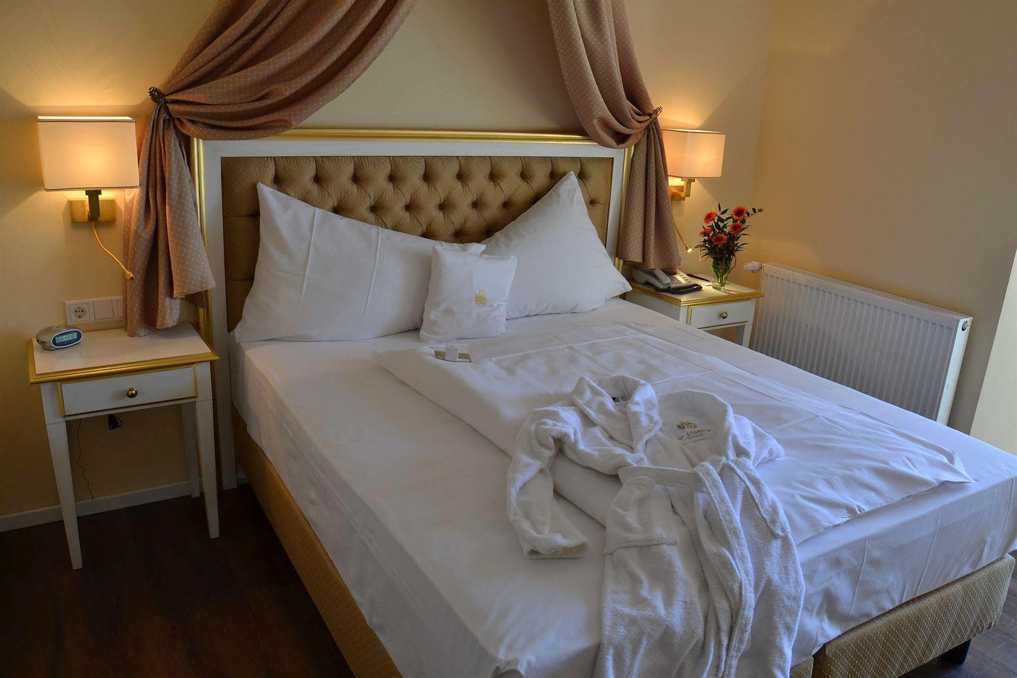 Burghotel Staufenberg Extérieur photo